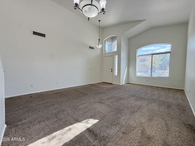 4802 W FAWN Drive, Laveen, AZ 85339