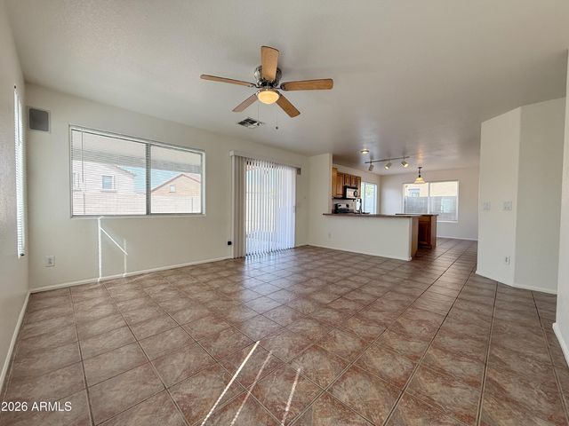 4802 W FAWN Drive, Laveen, AZ 85339
