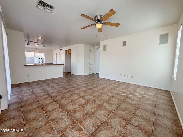 4802 W FAWN Drive, Laveen, AZ 85339