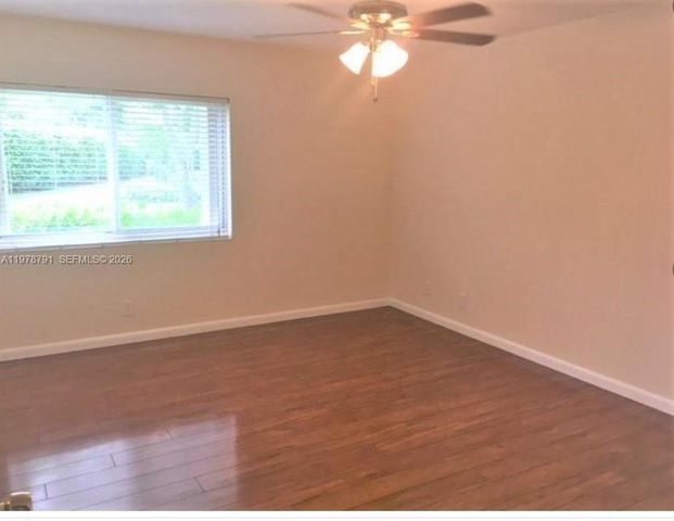 5930 Whispering Pine C1, Palm Beach, FL 33463