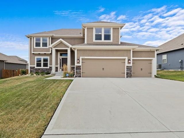 11016 N Crystal Avenue, Kansas City, MO 64156