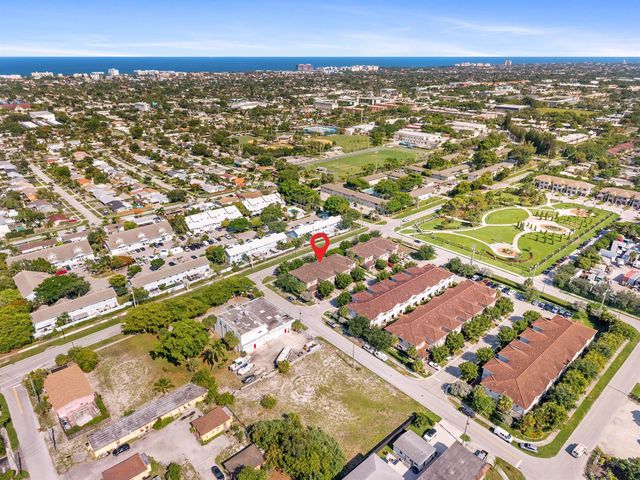 354 SE 1st Way 354, Deerfield Beach, FL 33441