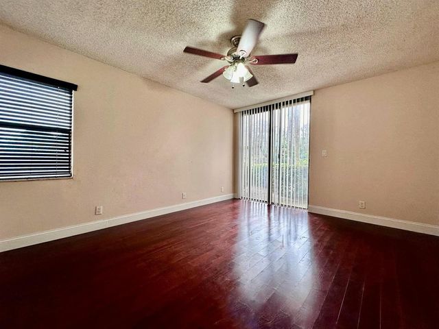 3000 NW 42nd Avenue B101, Coconut Creek, FL 33066