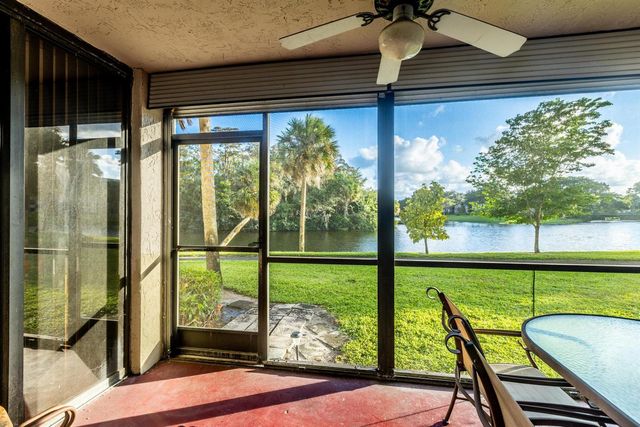 3000 NW 42nd Avenue B101, Coconut Creek, FL 33066