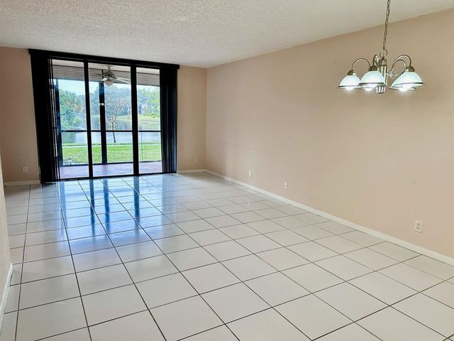3000 NW 42nd Avenue B101, Coconut Creek, FL 33066