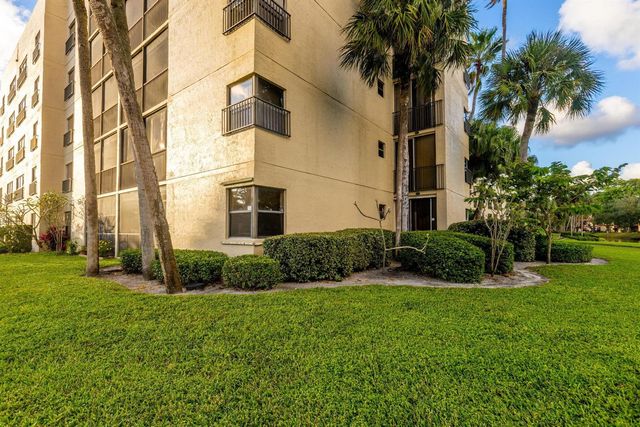 3000 NW 42nd Avenue B101, Coconut Creek, FL 33066
