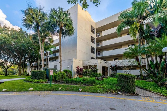 3000 NW 42nd Avenue B101, Coconut Creek, FL 33066