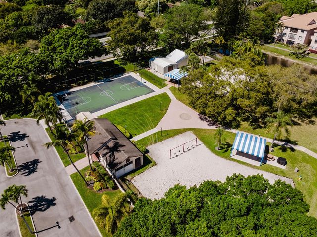 3000 NW 42nd Avenue B101, Coconut Creek, FL 33066