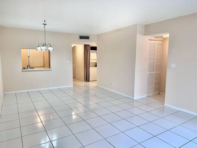 3000 NW 42nd Avenue B101, Coconut Creek, FL 33066