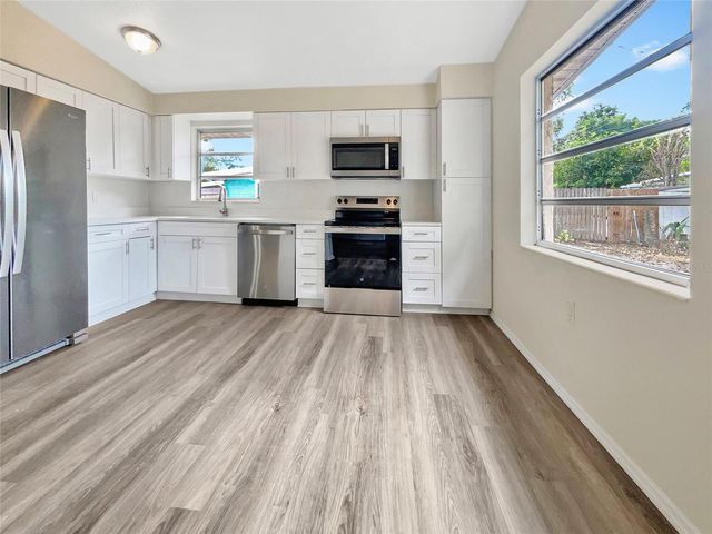 5812 22ND STREET W, Bradenton, FL 34207