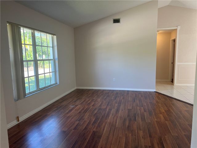 1811 Shakespeare Street, Sebastian, FL 32958