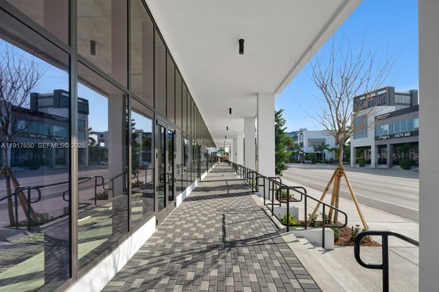 800 N Federal Hwy 806, Hallandale Beach, FL 33009