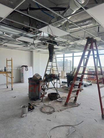 800 N Federal Hwy 806, Hallandale Beach, FL 33009