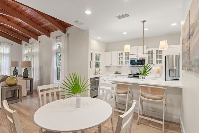 100 S Summit Drive, Santa Rosa Beach, FL 32459