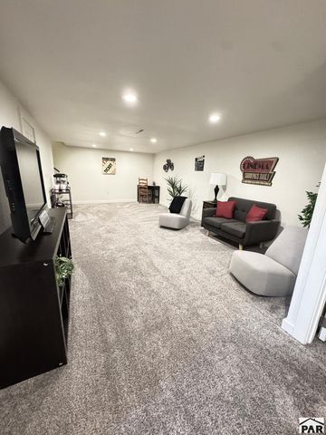 29 Loyola Lane, Pueblo, CO 81005