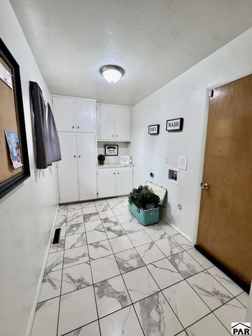 29 Loyola Lane, Pueblo, CO 81005