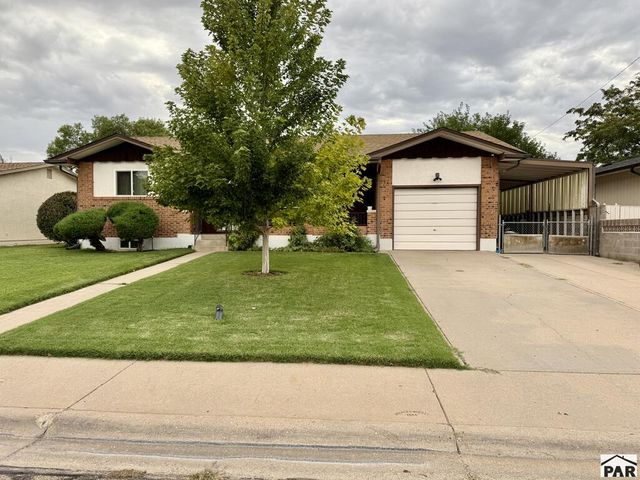 29 Loyola Lane, Pueblo, CO 81005