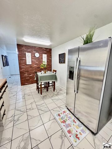 29 Loyola Lane, Pueblo, CO 81005