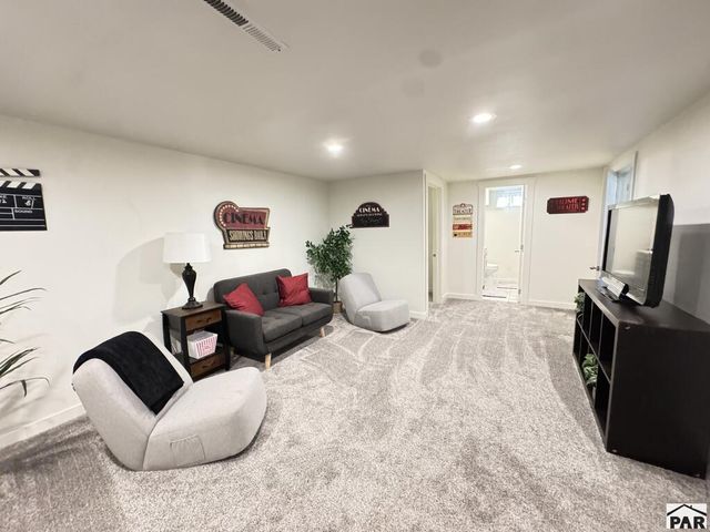 29 Loyola Lane, Pueblo, CO 81005
