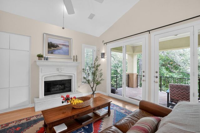 2305 Barton Creek BLVD 40, Austin, TX 78735