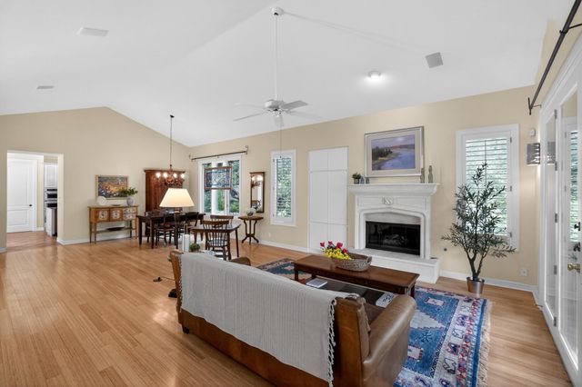 2305 Barton Creek BLVD 40, Austin, TX 78735