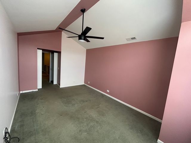 935 Viewpoint Drive, Lake In The Hills, IL 60156