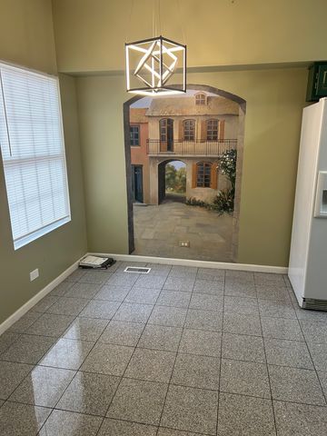 935 Viewpoint Drive, Lake In The Hills, IL 60156