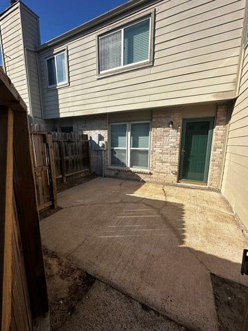 2120 Greenbriar Colony Drive, Houston, TX 77032