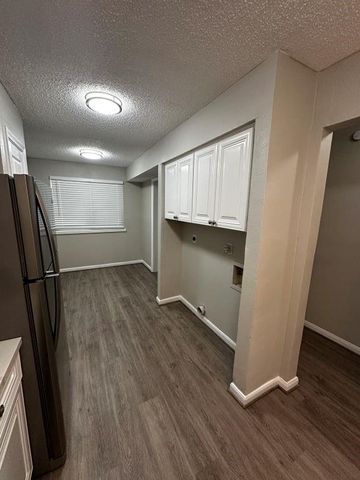 2120 Greenbriar Colony Drive, Houston, TX 77032