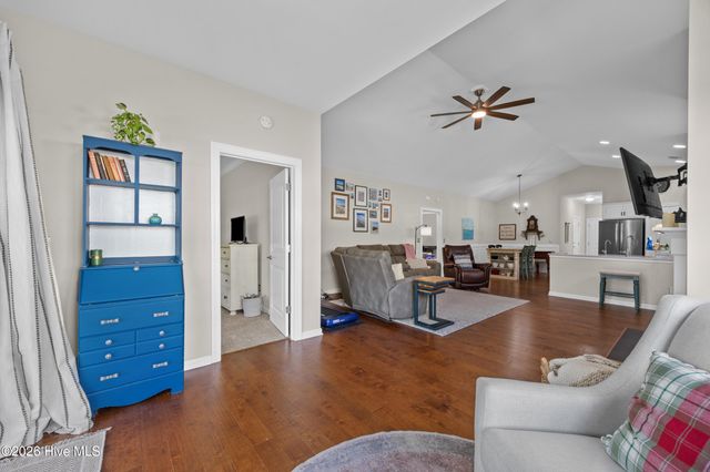 4513 Huntsman Court, Castle Hayne, NC 28429