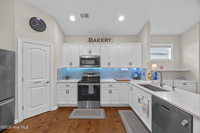 4513 Huntsman Court, Castle Hayne, NC 28429