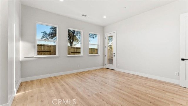 6 Moonbeam Court, Oroville, CA 95966