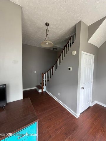 3679 Parthenia Ave, Louisville, KY 40215