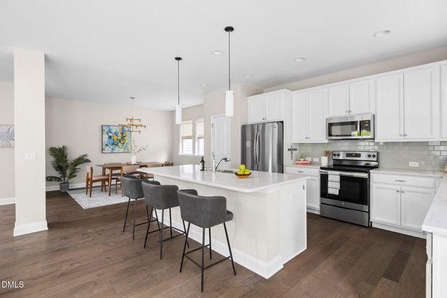 108 Chapel Run Way, Chapel Hill, NC 27517