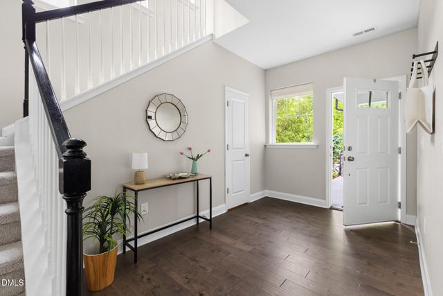 108 Chapel Run Way, Chapel Hill, NC 27517
