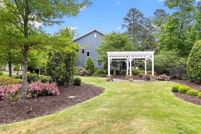 108 Chapel Run Way, Chapel Hill, NC 27517