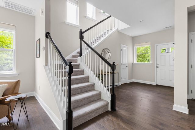 108 Chapel Run Way, Chapel Hill, NC 27517