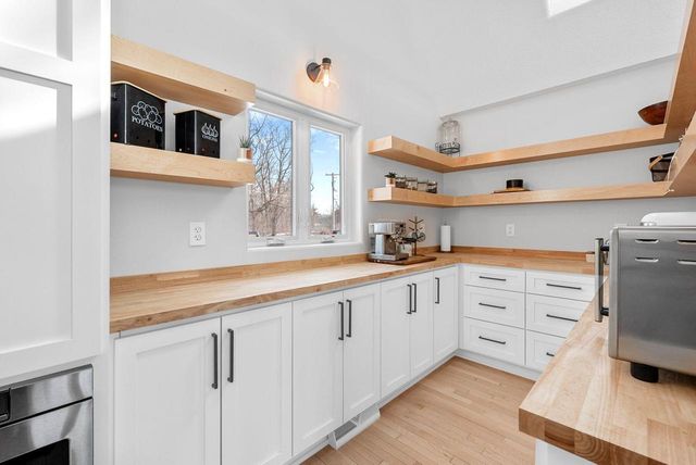 S107W34886 S Shore DRIVE, Mukwonago, WI 53149