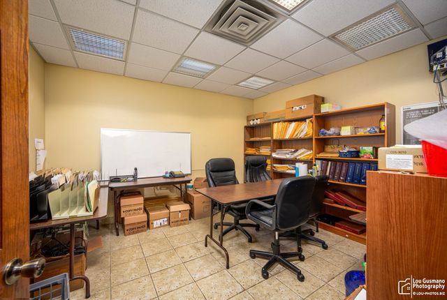 7251 W Touhy Avenue, Chicago, IL 60631