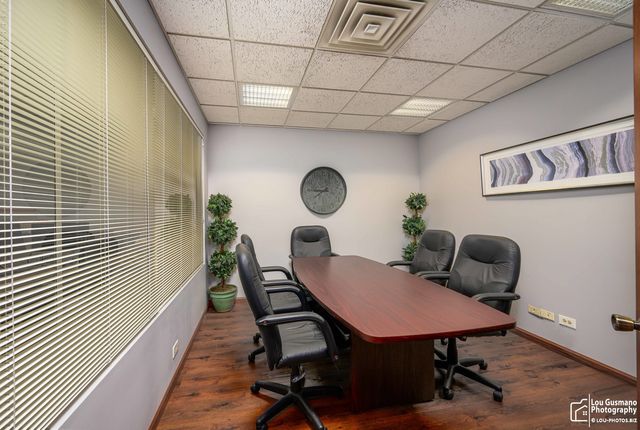 7251 W Touhy Avenue, Chicago, IL 60631