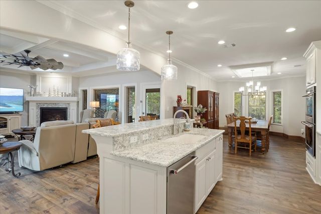 3909 Saddle Creek, Denison, TX 75020