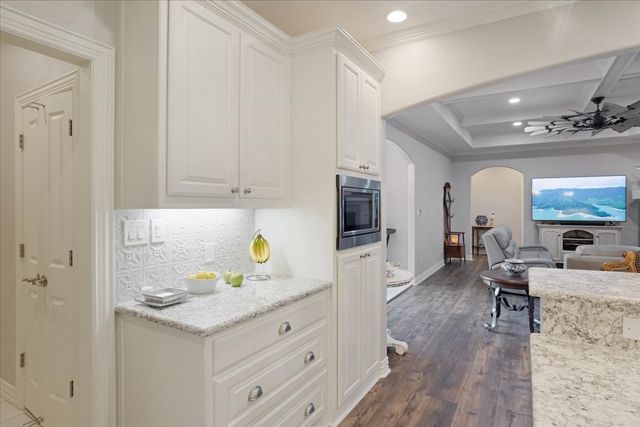 3909 Saddle Creek, Denison, TX 75020