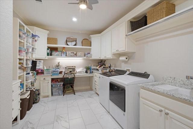 3909 Saddle Creek, Denison, TX 75020