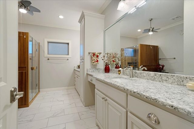 3909 Saddle Creek, Denison, TX 75020