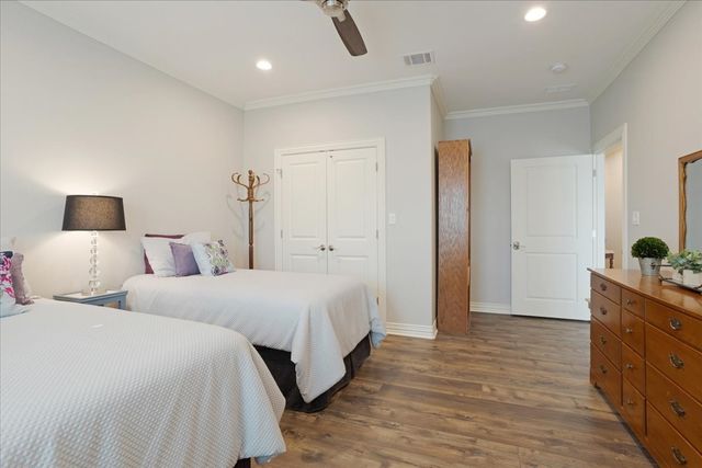 3909 Saddle Creek, Denison, TX 75020