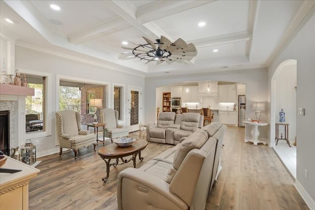 3909 Saddle Creek, Denison, TX 75020