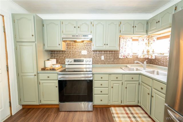 304 Erin Road, Ridgeway, NY 14103