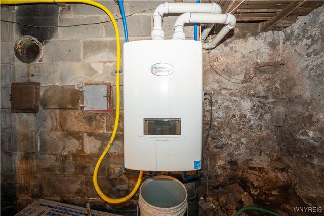 304 Erin Road, Ridgeway, NY 14103