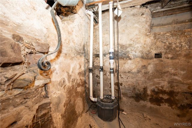 304 Erin Road, Ridgeway, NY 14103