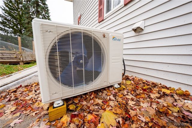 304 Erin Road, Ridgeway, NY 14103